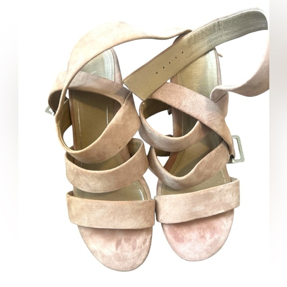 Vionic Blaire Suede Heel Sandal - Picture 5 of 9